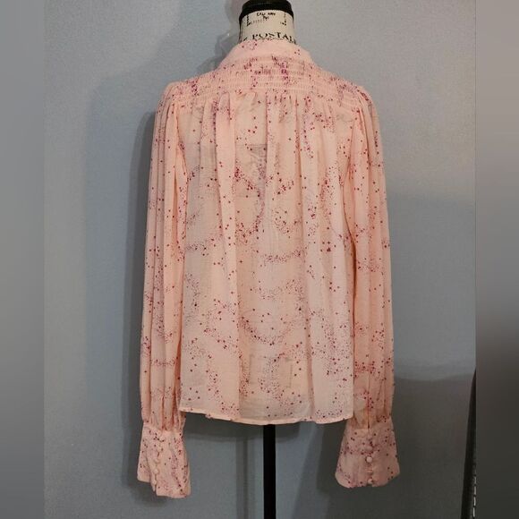 Free People: Beautiful, flowy, long sleeve blouse. - Picture 6 of 7